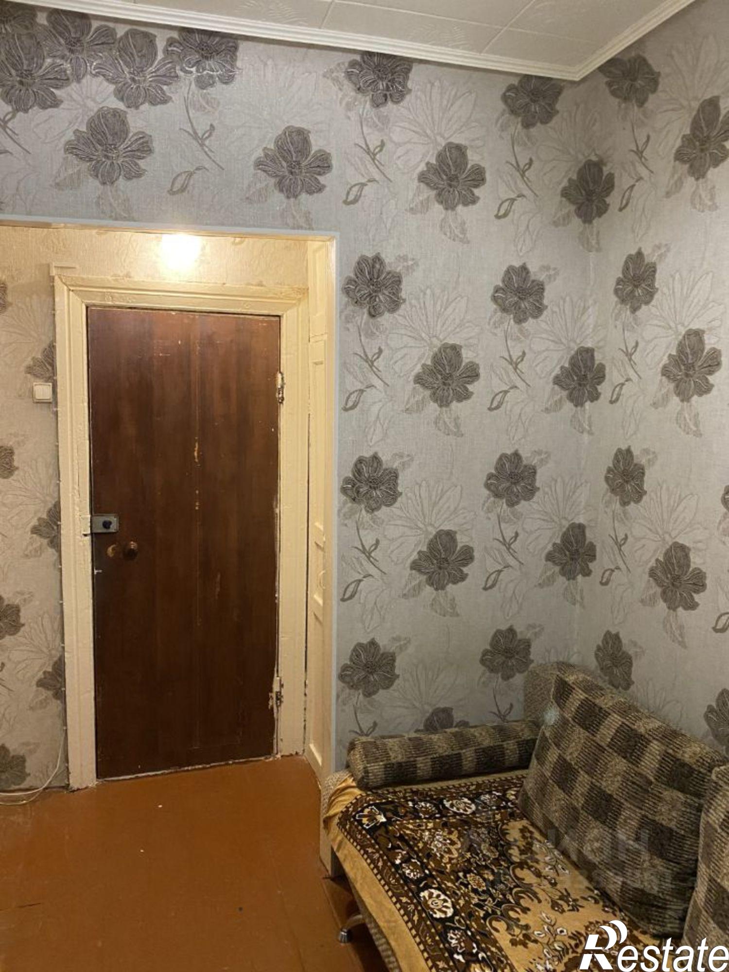 Купить комнату за 700 000 рублей на ул Крылова, 65