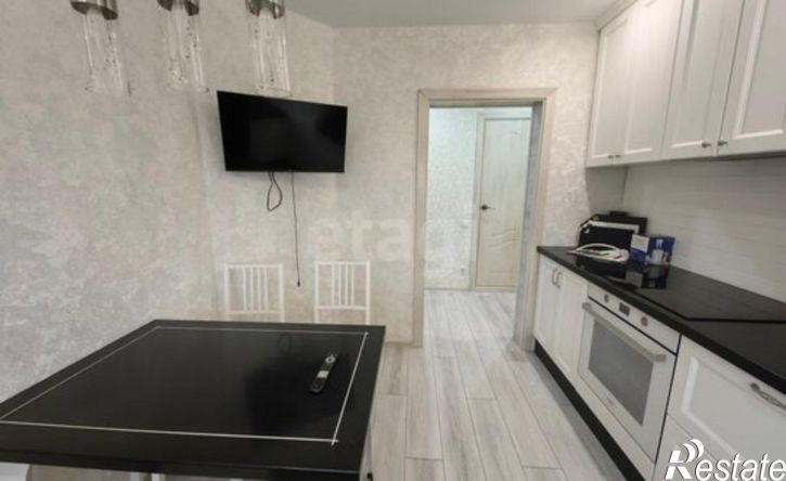 3-комн квартира улица Косарева, 13 к2,  д. 13 к2