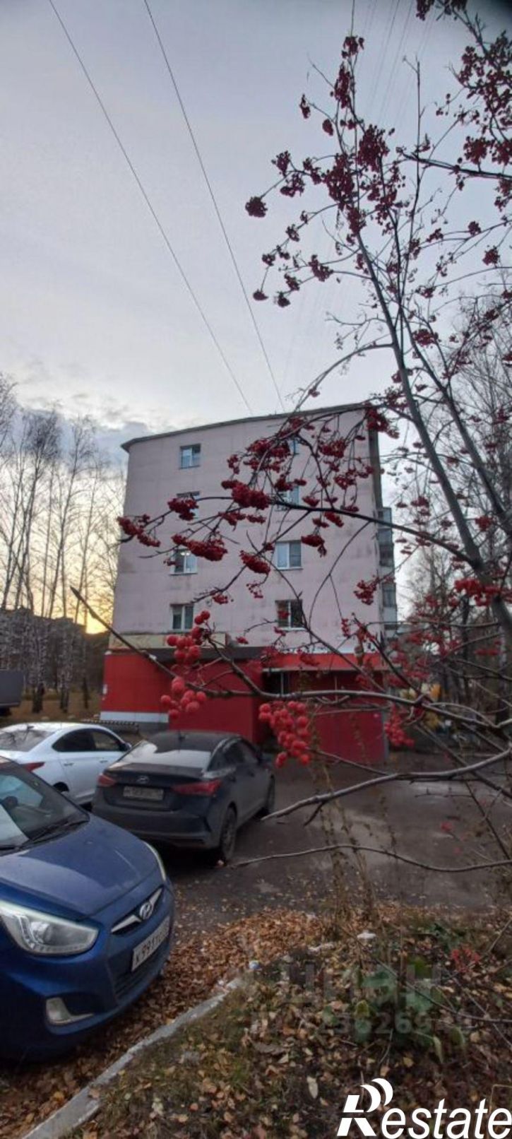 2-комн квартира пр-кт 60 лет Октября, 113,  д. 113