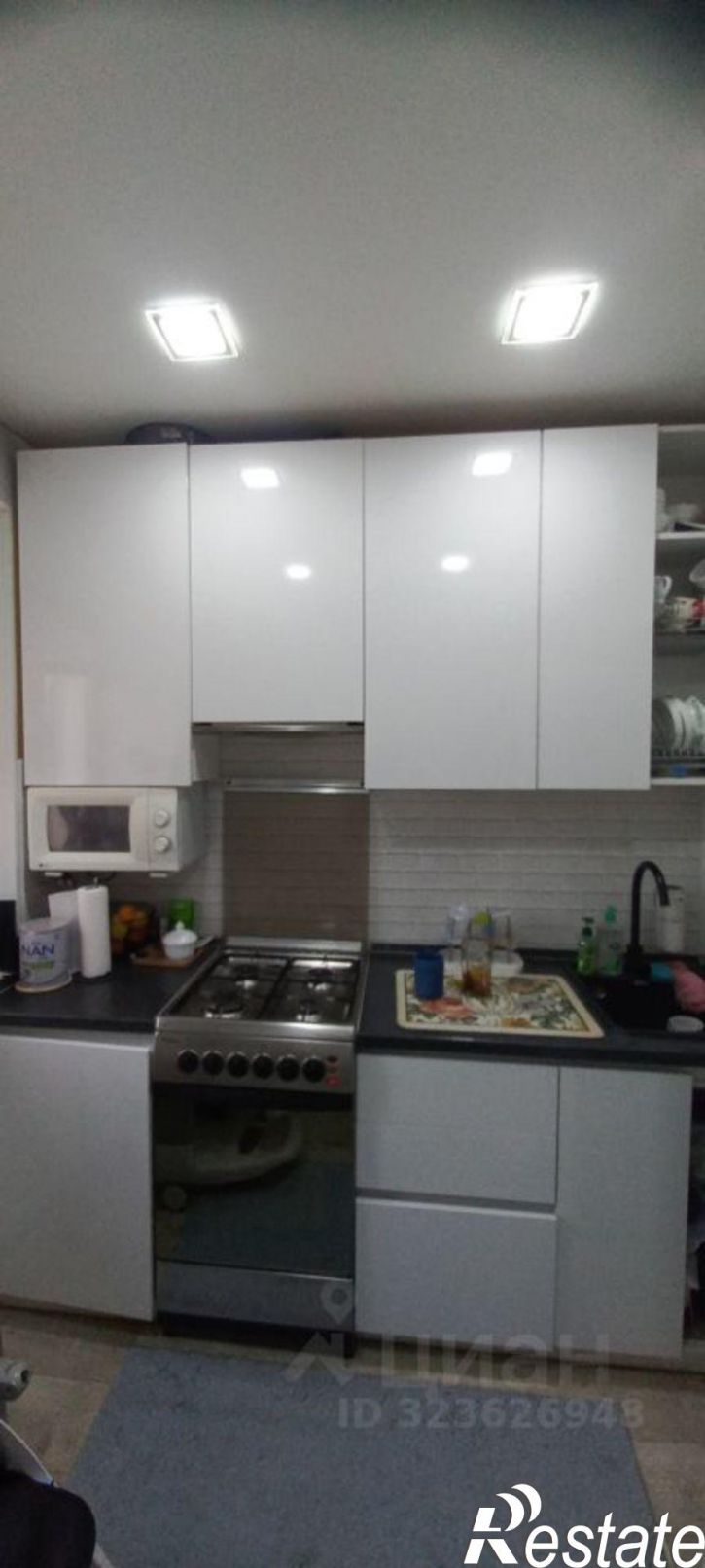 2-комн квартира пр-кт 60 лет Октября, 113,  д. 113