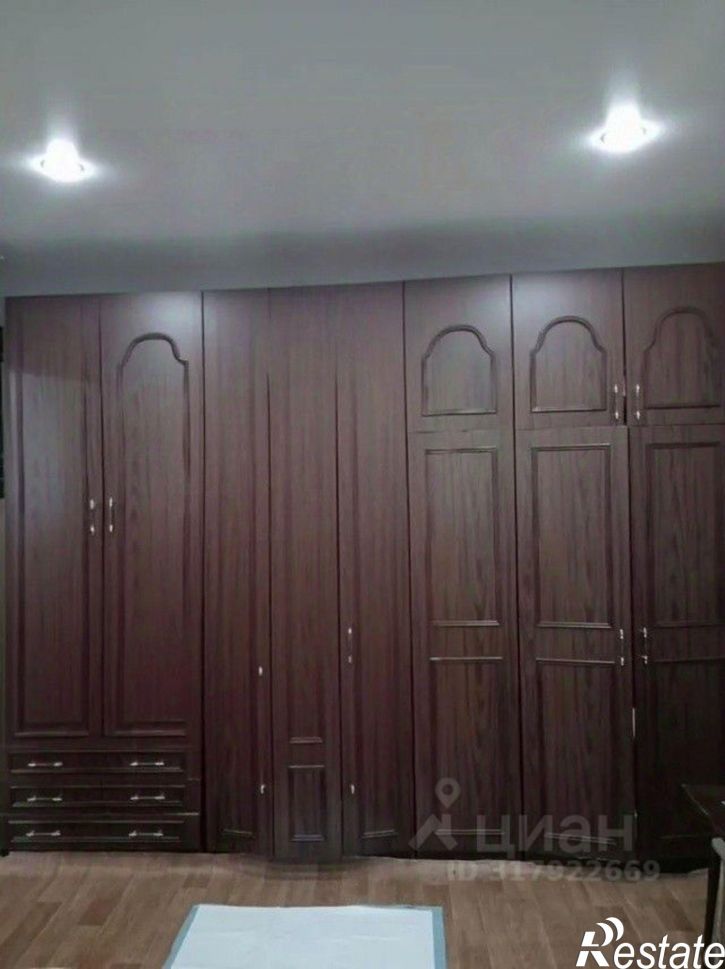 3-комн квартира ул Есенина, 22,  д. 22