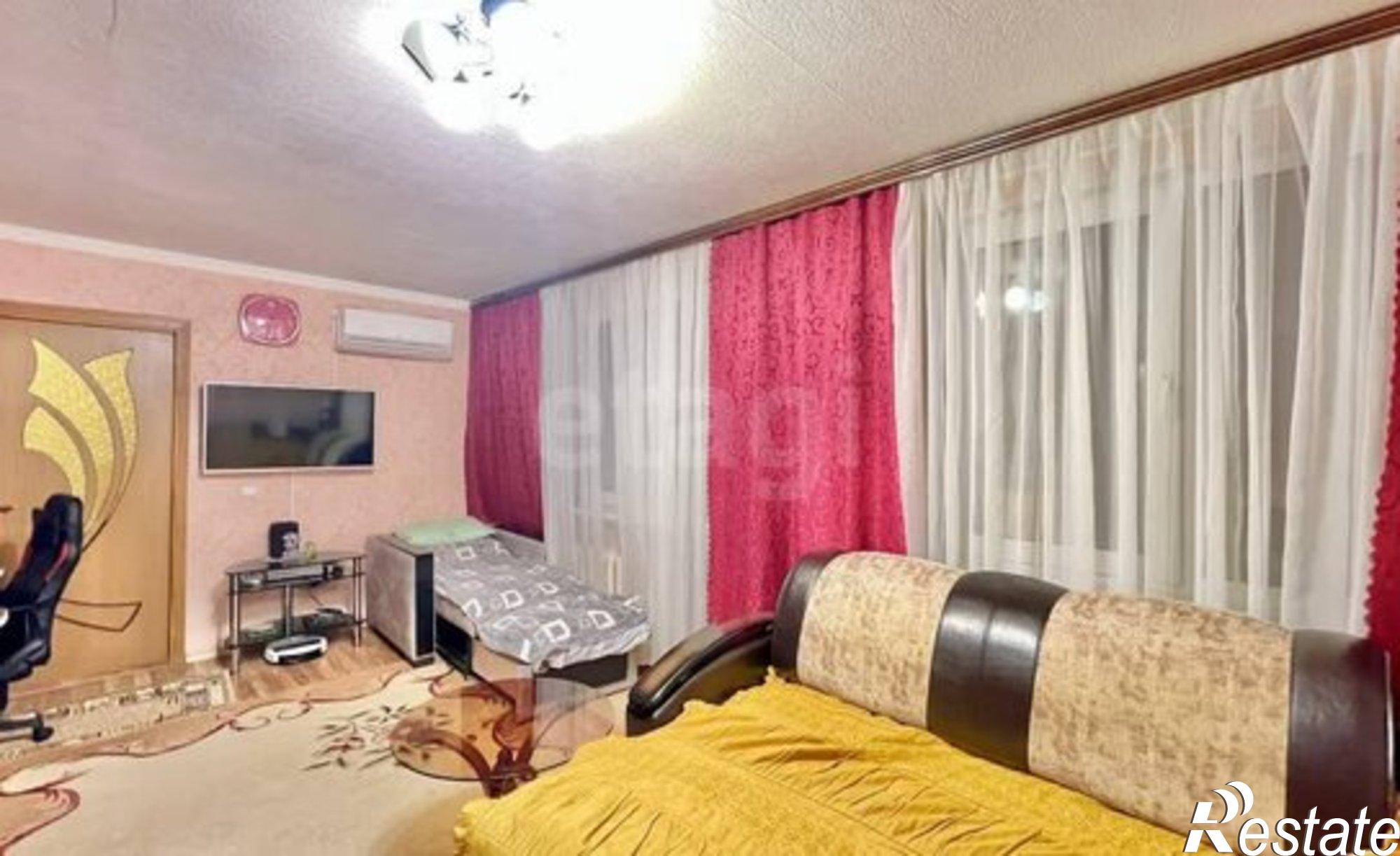 Купить квартиру за 4 650 000 рублей на проспект 70 лет Октября, 73 к1