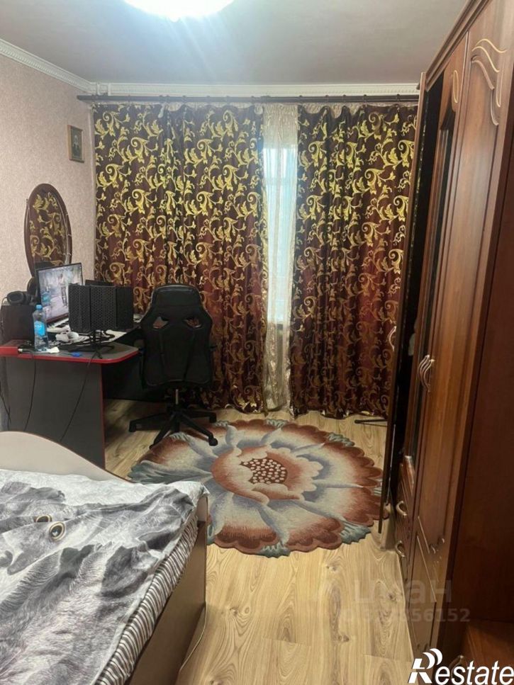 4-комн квартира улица Косарева, 3 к1,  д. 3 к1