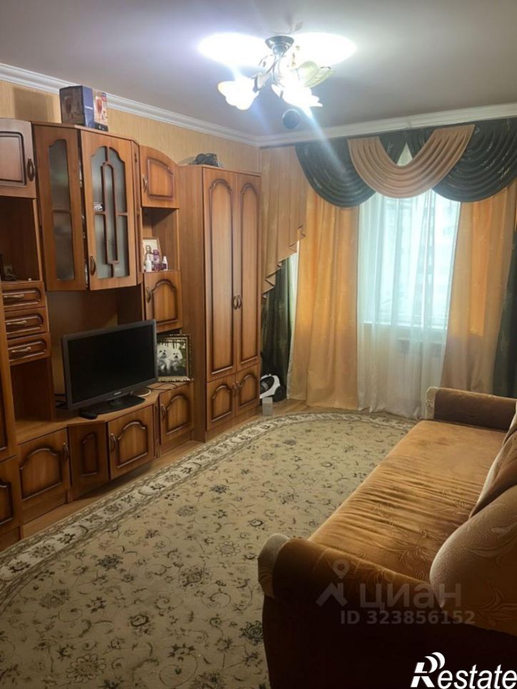 4-комн квартира улица Косарева, 3 к1,  д. 3 к1