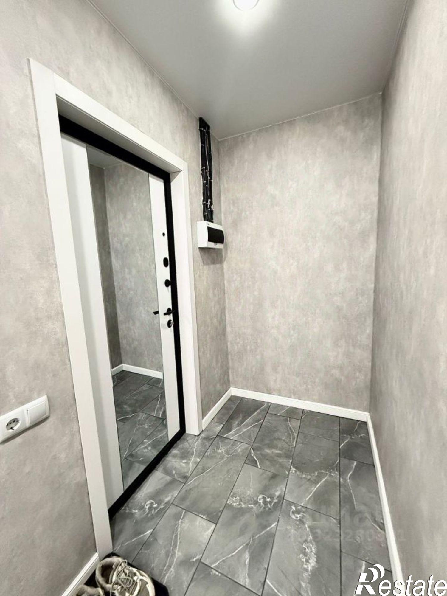 Купить квартиру за 6 050 000 рублей на пр-кт 70 лет Октября, 76