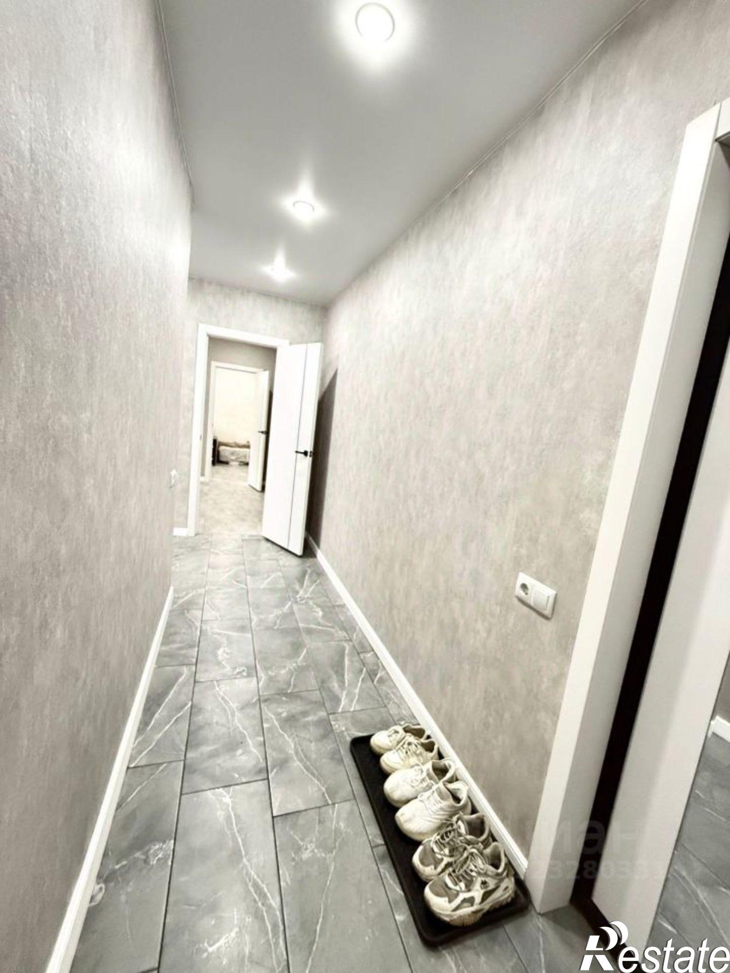 Купить квартиру за 6 050 000 рублей на пр-кт 70 лет Октября, 76