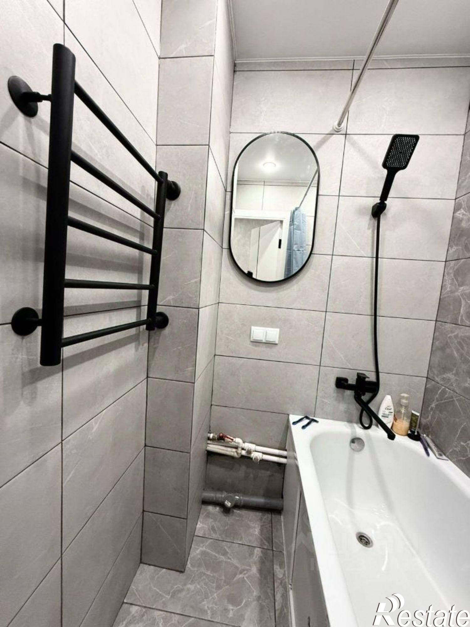 Купить квартиру за 6 050 000 рублей на пр-кт 70 лет Октября, 76