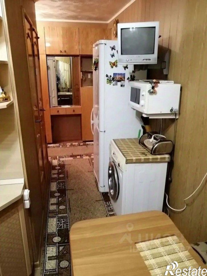 3-комн квартира проспект 70 лет Октября, 93,  д. 93