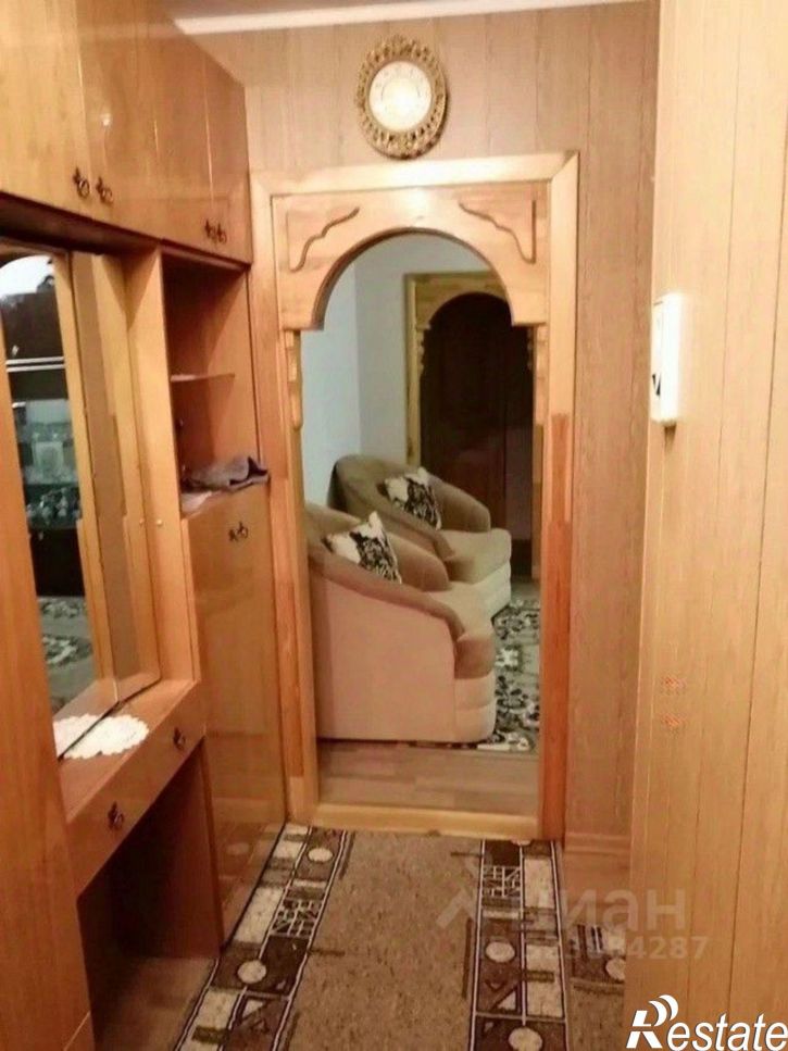 3-комн квартира проспект 70 лет Октября, 93,  д. 93