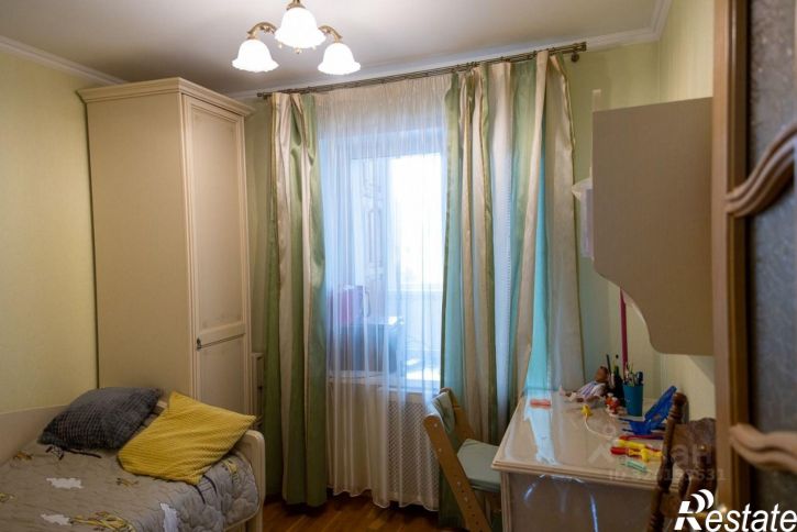 4-комн квартира ул Б.Хмельницкого, 66,  д. 66