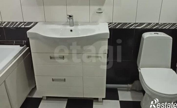 1-комн квартира ул Юрия Святкина, 3,  д. 3