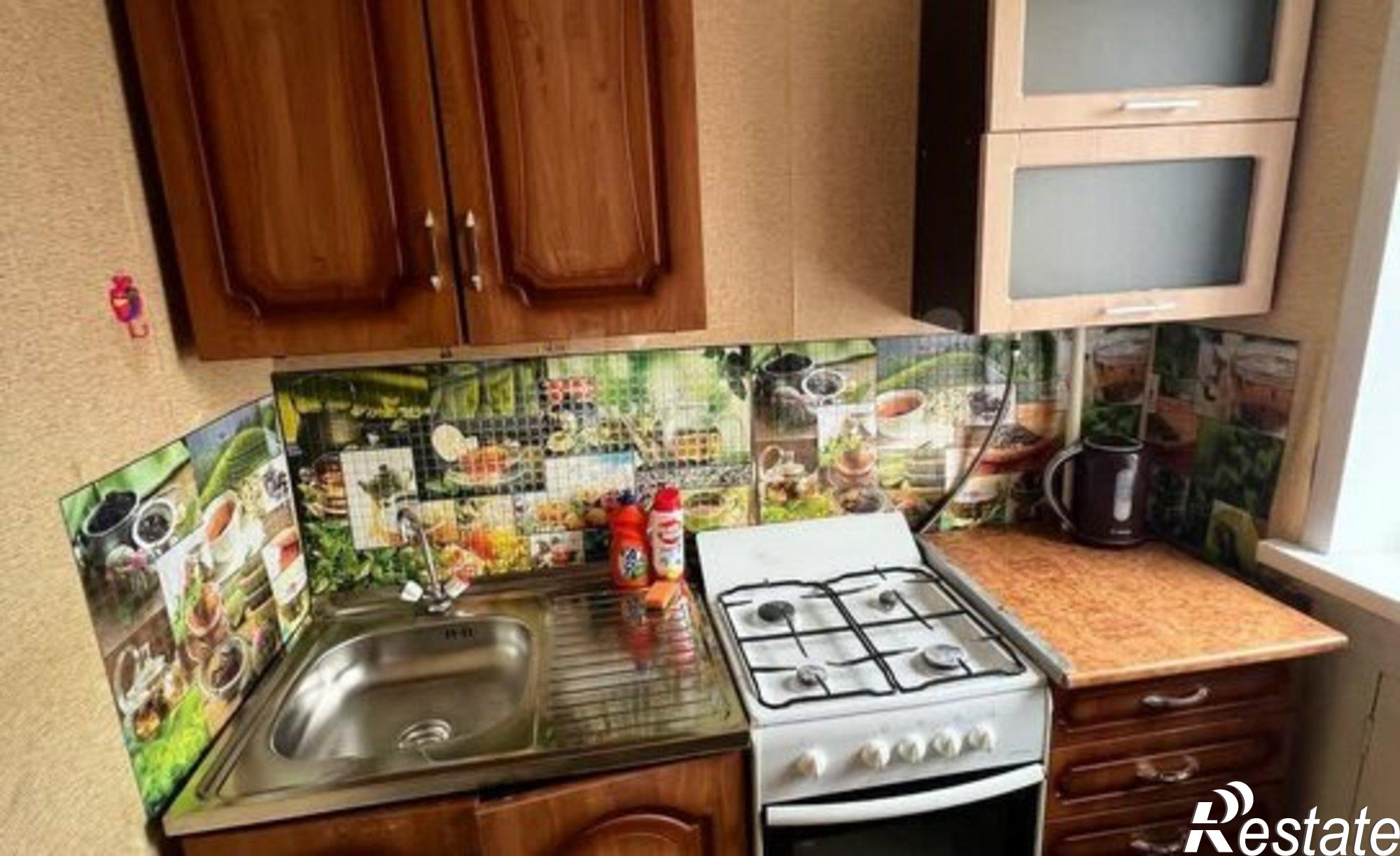 Купить квартиру за 1 990 000 рублей на улица Веселовского, 16