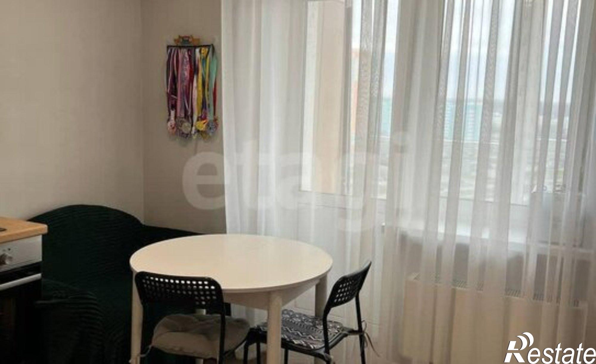 Купить квартиру за 6 000 000 рублей на Севастопольская улица, 17