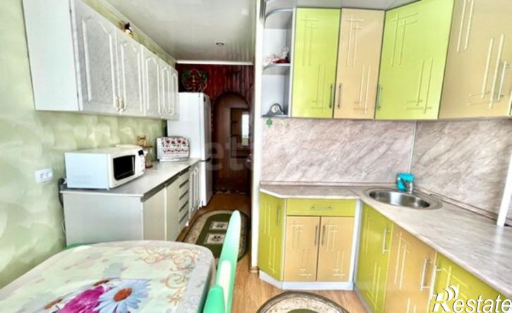 2-комн квартира пр-кт 60 лет Октября, 18,  д. 18