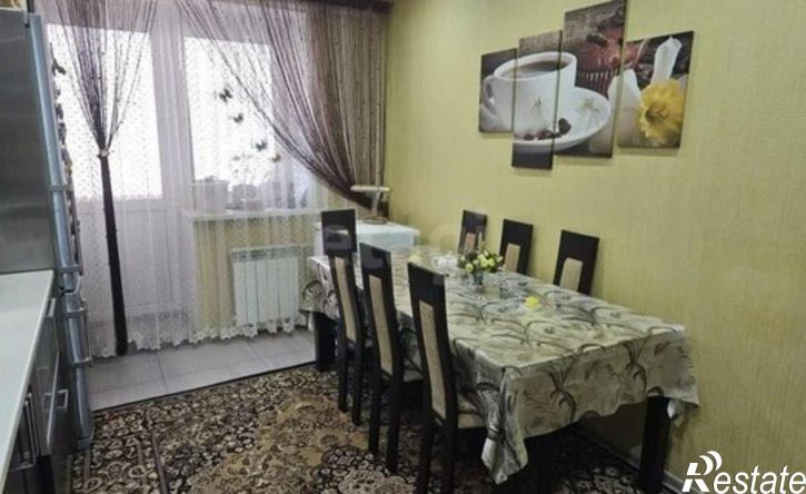 3-комн квартира Большевистская улица, 85,  д. 85