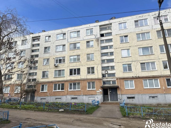 2-комн квартира б-р Эрьзи, 18,  д. 18