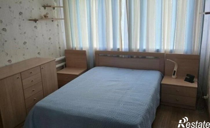 4-комн квартира улица Розы Люксембург, 8,  д. 8