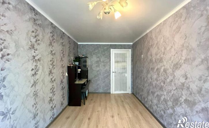 2-комн квартира улица Ульянова, 81,  д. 81