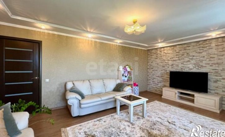 3-комн квартира пр-кт 60 лет Октября, 6/6,  д. 6/6