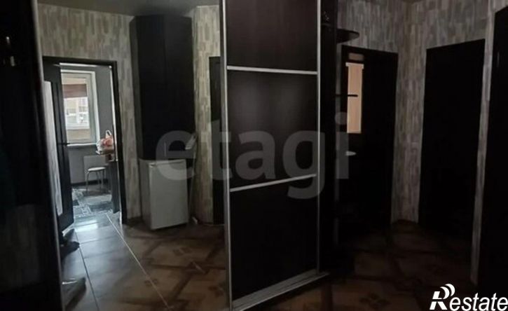 2-комн квартира улица Короленко, 57,  д. 57