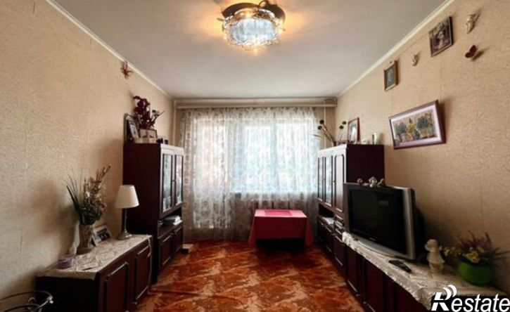 3-комн квартира пр-кт 70 лет Октября, 94,  д. 94