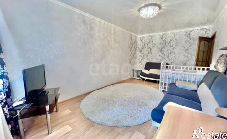 3-комн квартира улица Розы Люксембург, 10,  д. 10