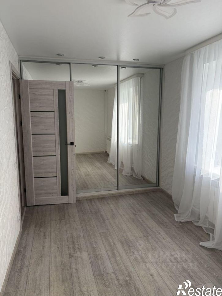 2-комн квартира Ботевградская улица, 104,  д. 104