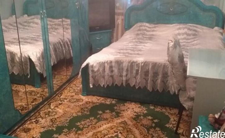 4-комн квартира Коммунистическая улица, 10,  д. 10