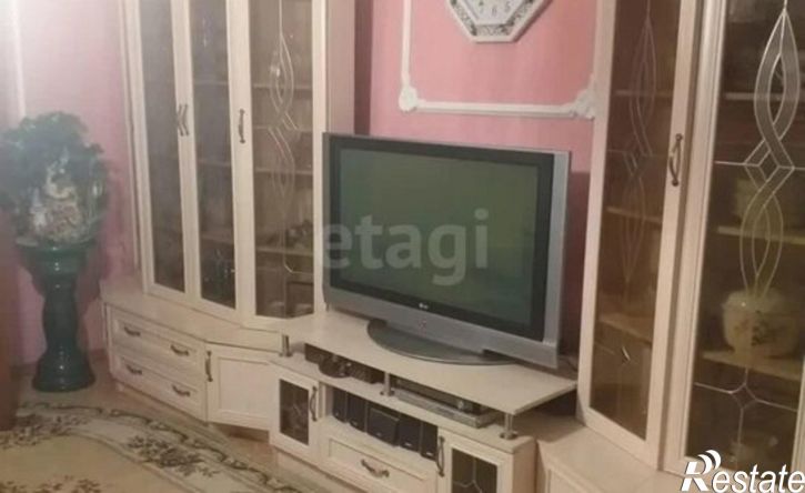 4-комн квартира Коммунистическая улица, 10,  д. 10