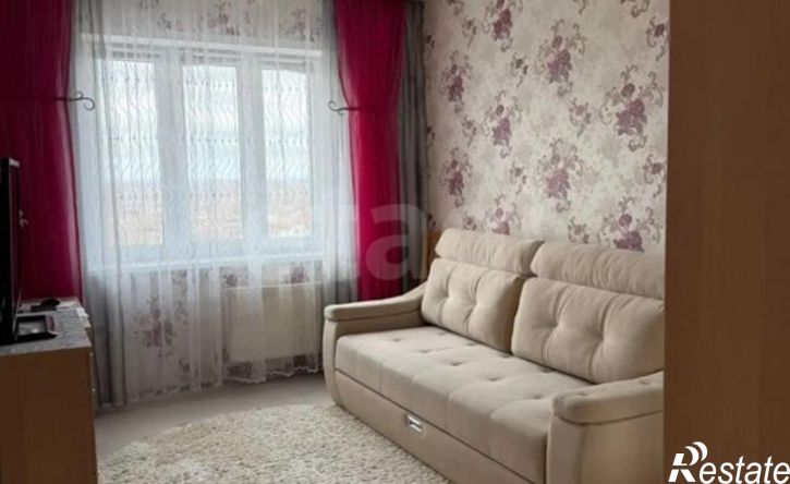 3-комн квартира пр-кт 70 лет Октября, 51,  д. 51
