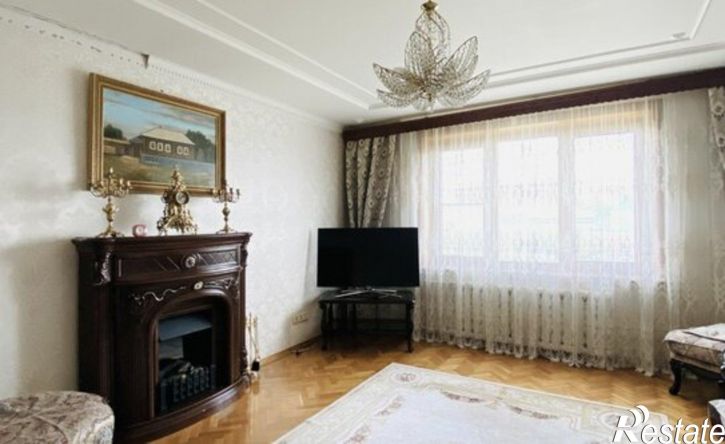 4-комн квартира улица Косарева, 13 к1,  д. 13 к1