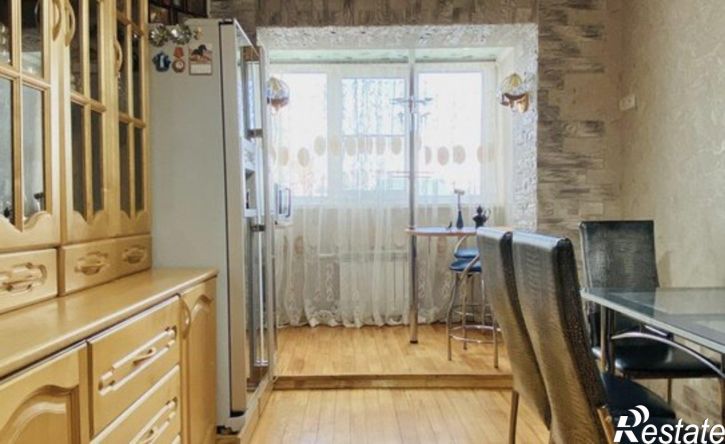 4-комн квартира улица Косарева, 13 к1,  д. 13 к1