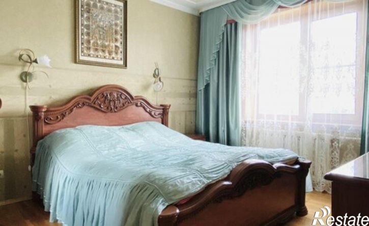 4-комн квартира улица Косарева, 13 к1,  д. 13 к1
