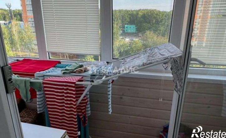3-комн квартира проспект 60 лет Октября, 49А,  д. 49А