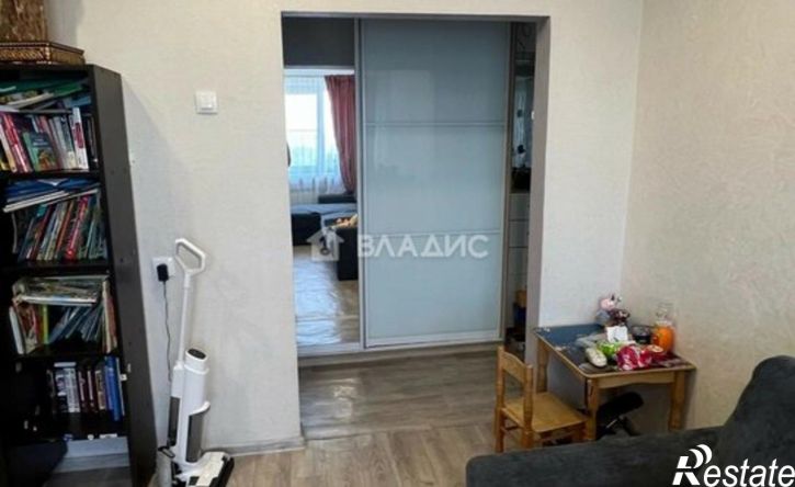 3-комн квартира проспект 60 лет Октября, 49А,  д. 49А