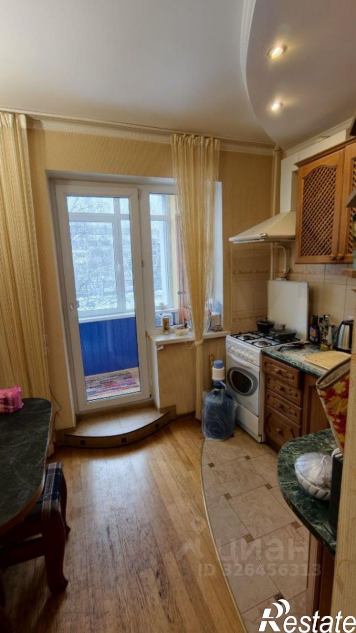 3-комн квартира улица Коваленко, 18,  д. 18