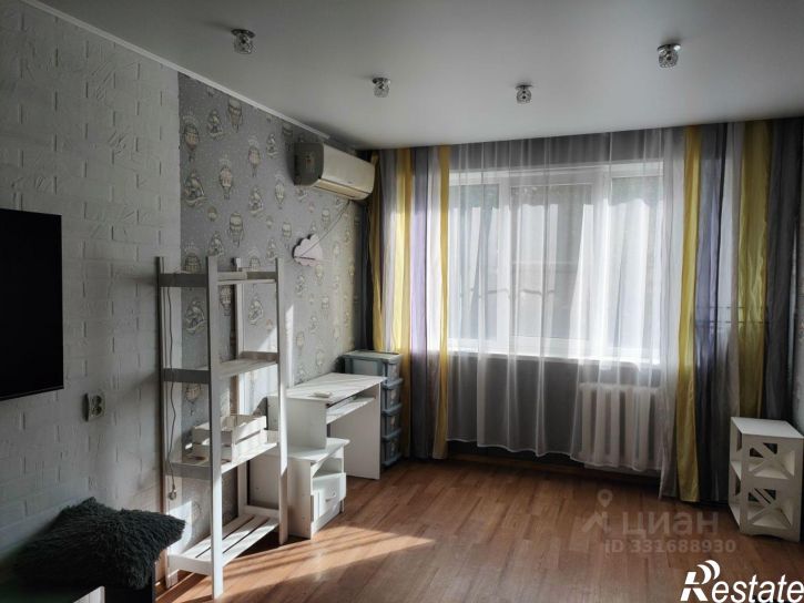 1-комн квартира ул Есенина, 1,  д. 1