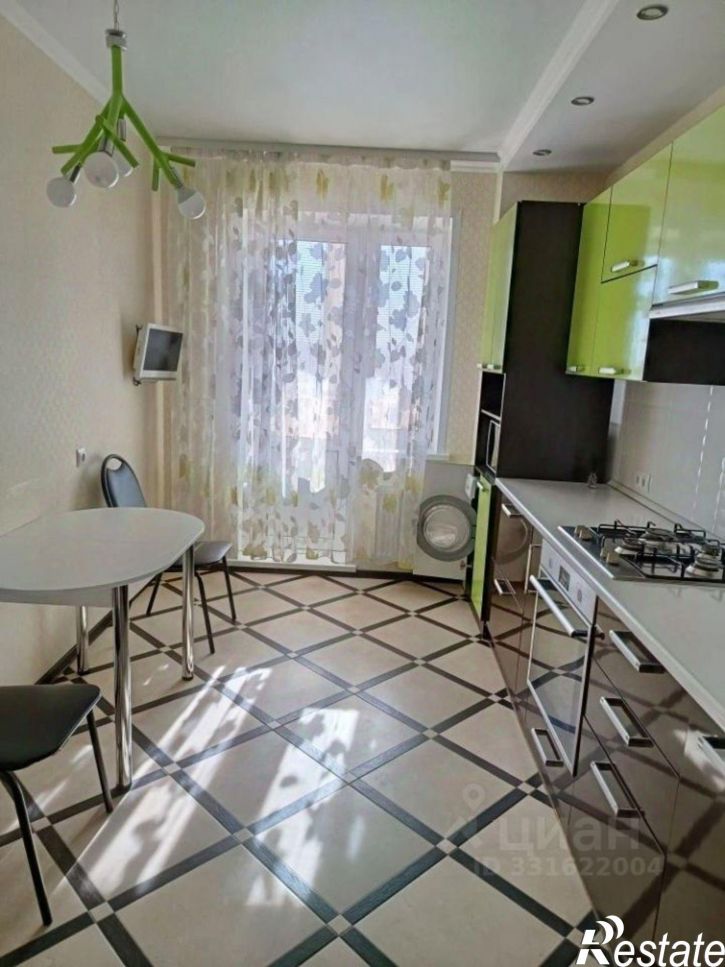 2-комн квартира ул Короленко, 12,  д. 12