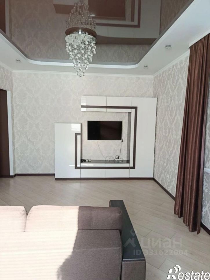2-комн квартира ул Короленко, 12,  д. 12