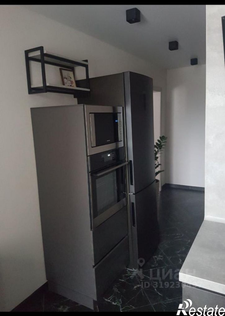3-комн квартира ул Косарева, 41 3,  д. 41 3,  к. 3