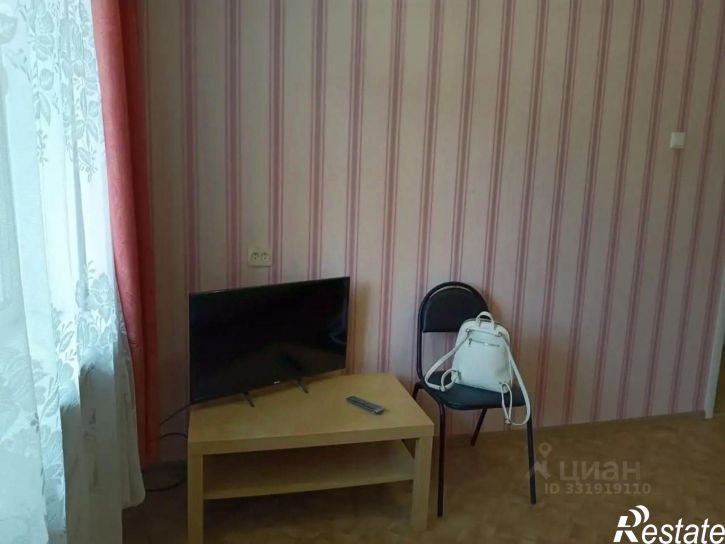 1-комн квартира пр-кт 70 лет Октября, 116,  д. 116