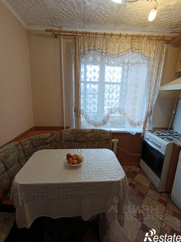3-комн квартира пр-кт 70 лет Октября, 93 3,  д. 93 3,  к. 3
