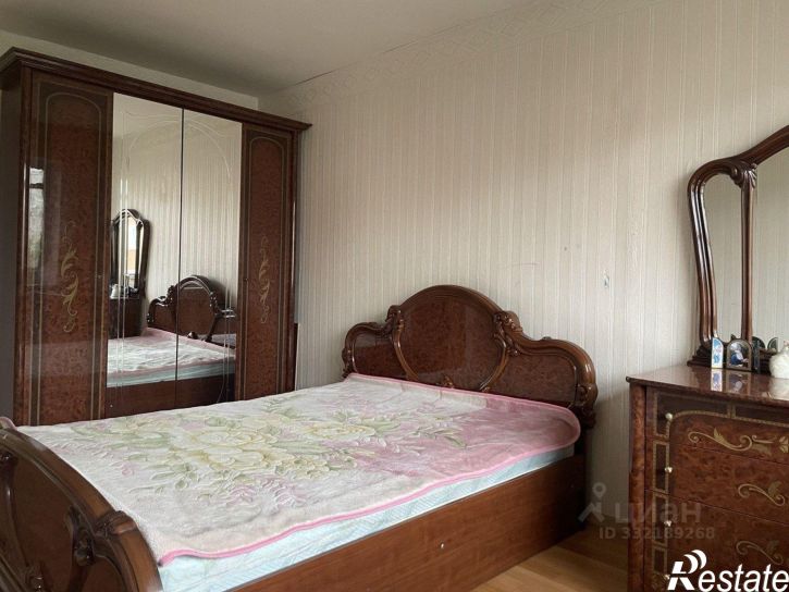 3-комн квартира пр-кт 70 лет Октября, 61 2,  д. 61 2,  к. 2
