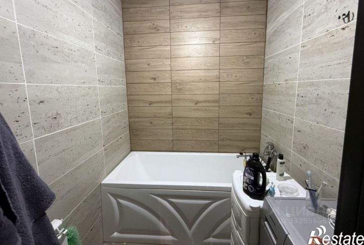 2-комн квартира ул Сураева-Королёва, 1,  д. 1