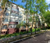 1-комн, 30кв м, этаж 4/5 б-р Эрьзи, 1