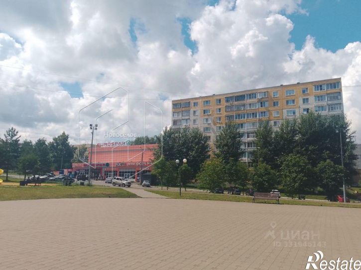3-комн квартира ул Коваленко, 53,  д. 53