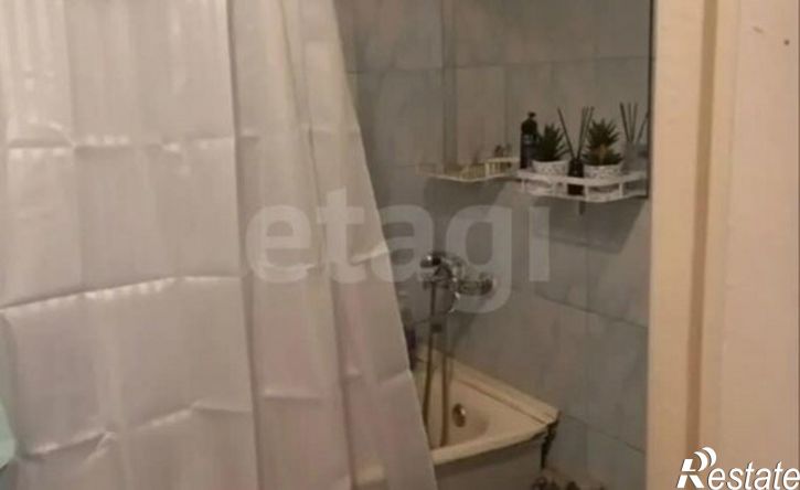 2-комн квартира пр-кт 60 лет Октября, 57,  д. 57