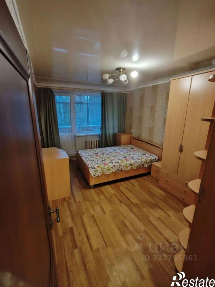 3-комн квартира пр-кт 50 лет Октября, 31,  д. 31