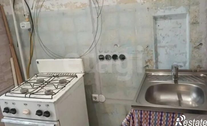 2-комн квартира пр-кт 60 лет Октября, 137,  д. 137