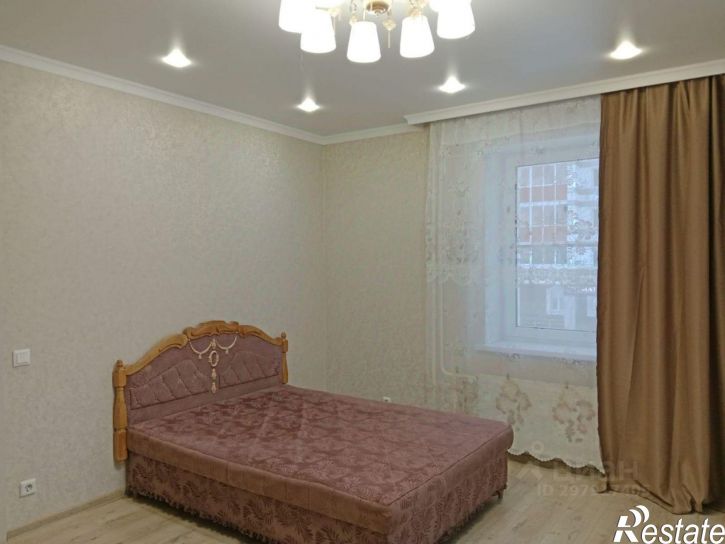 1-комн квартира ул Короленко, 10,  д. 10